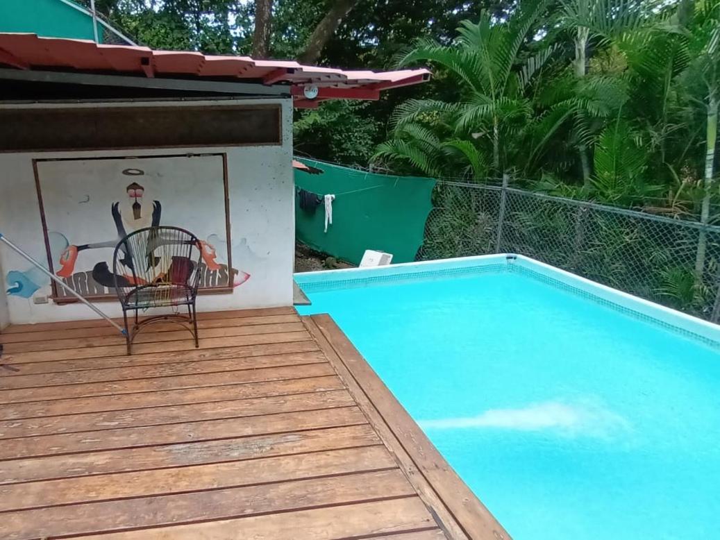Отель Burnt Toast Surfcamp Носара Номер фото